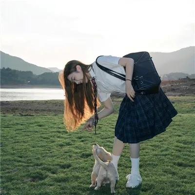 拍三小电影